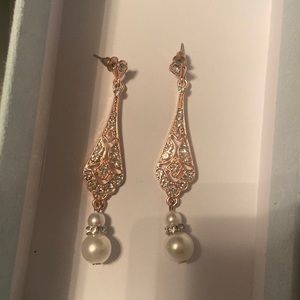 Rose gold pearl and diamond earrings